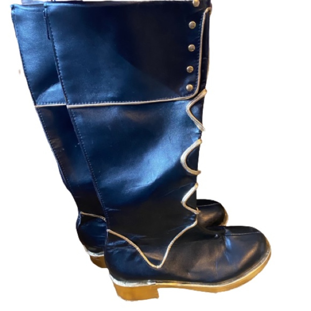 Vintage Y2K black and gold knee high flat boots